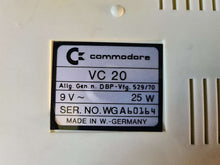 Lade das Bild in den Galerie-Viewer, COMMODORE VC20
