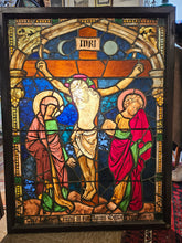 Lade das Bild in den Galerie-Viewer, Kirchenfenster farbig mit Bleiverglasung Christus am Kreuz (INRI)
