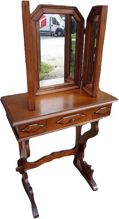 Schminktisch mit Spiegelkasterl und Applique