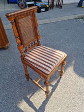 Lade das Bild in den Galerie-Viewer, Sessel, Jungendstil
