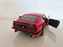 Lade das Bild in den Galerie-Viewer, 1972 Datsun 240Z- SCALE 1/24
