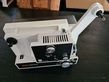 Lade das Bild in den Galerie-Viewer, EUMIG MARK 610D SUPER 8 FILMPROJEKTOR
